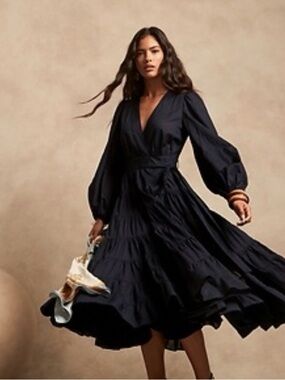 Gibson Latimer Navy V-Neck Puff Sleeve Tiered Midi Dress